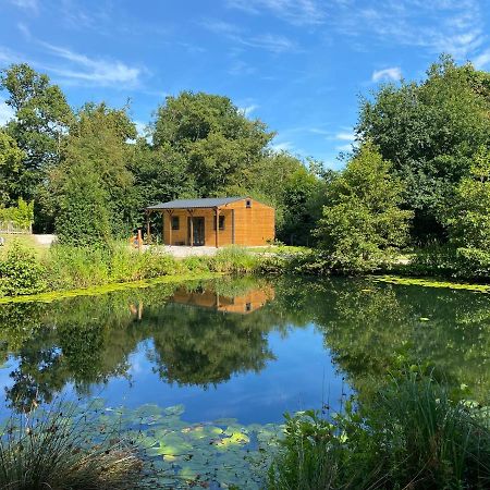 Kingfisher Cabin - Wild Escapes Wrenbury Off Grid Glamping - Ages 12 And Over Baddiley Exterior foto